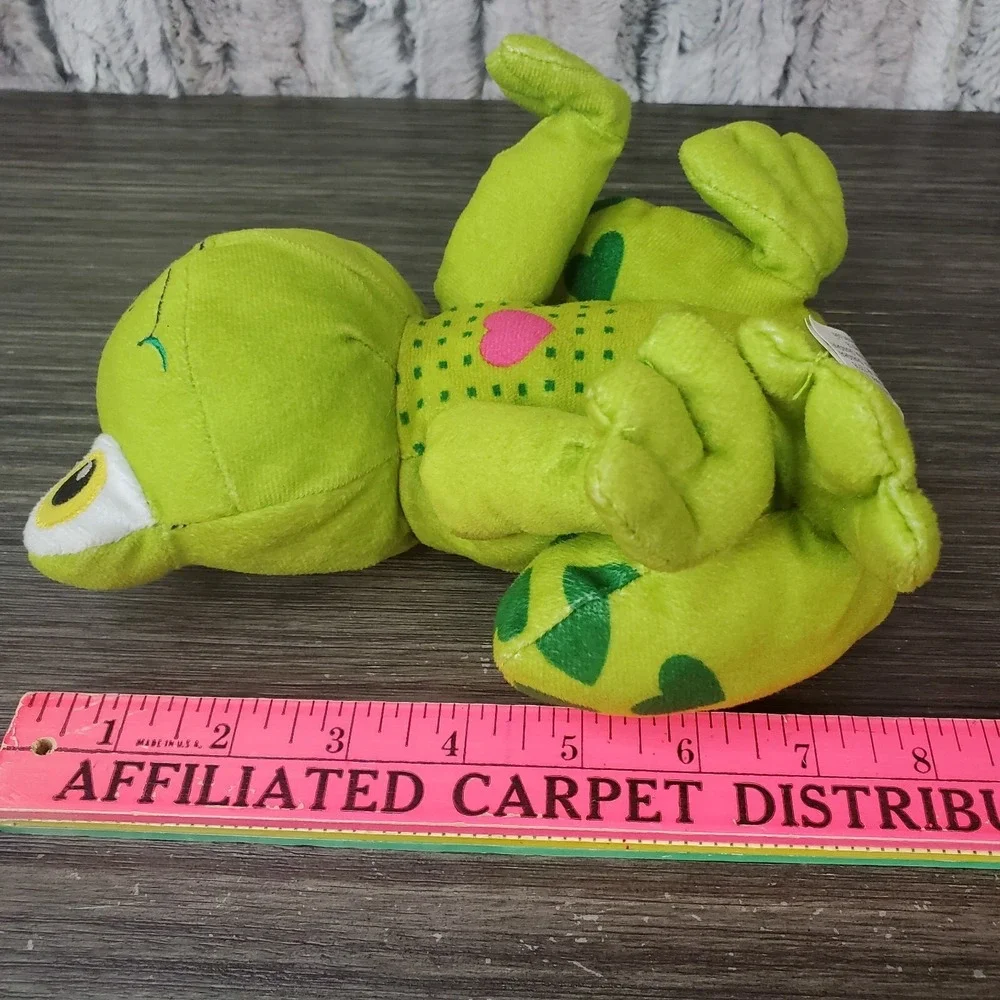 Walmart Lime Green Frog‎ Sitting 8